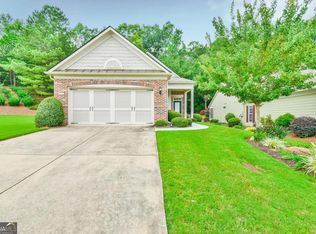 6334 Scenic View Dr, Hoschton, GA 30548
