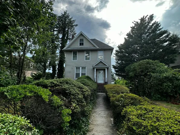 188 Davis Ave, Staten Island, NY 10310