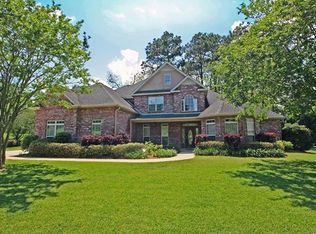 100 Oak Manor Ln, Saint Rose, LA 70087