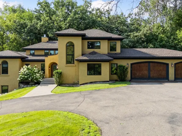 7260 Willow Creek Rd, Eden Prairie, MN 55344