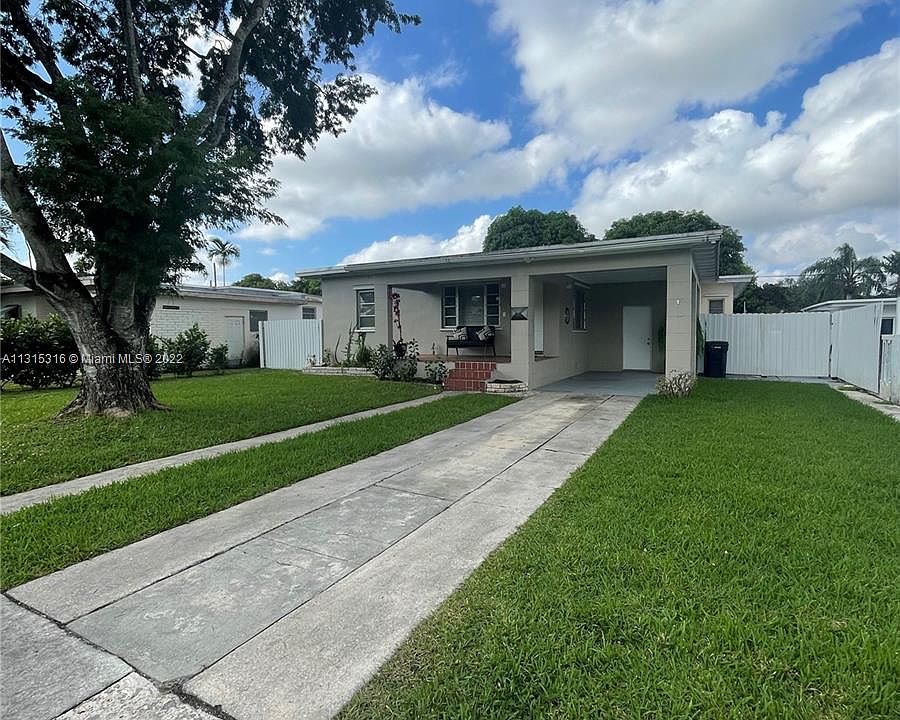 1st image of 266 Hammond Dr #266