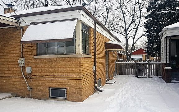 2nd image of 14204 S Emerald Ave