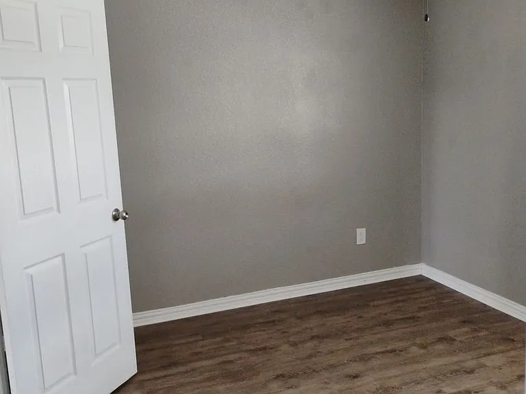 Lacy Loft — Photo 30