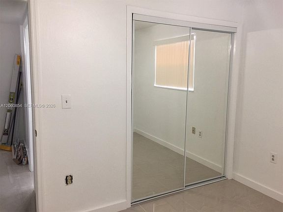 5th image of 1800 NW 19th St APT 1