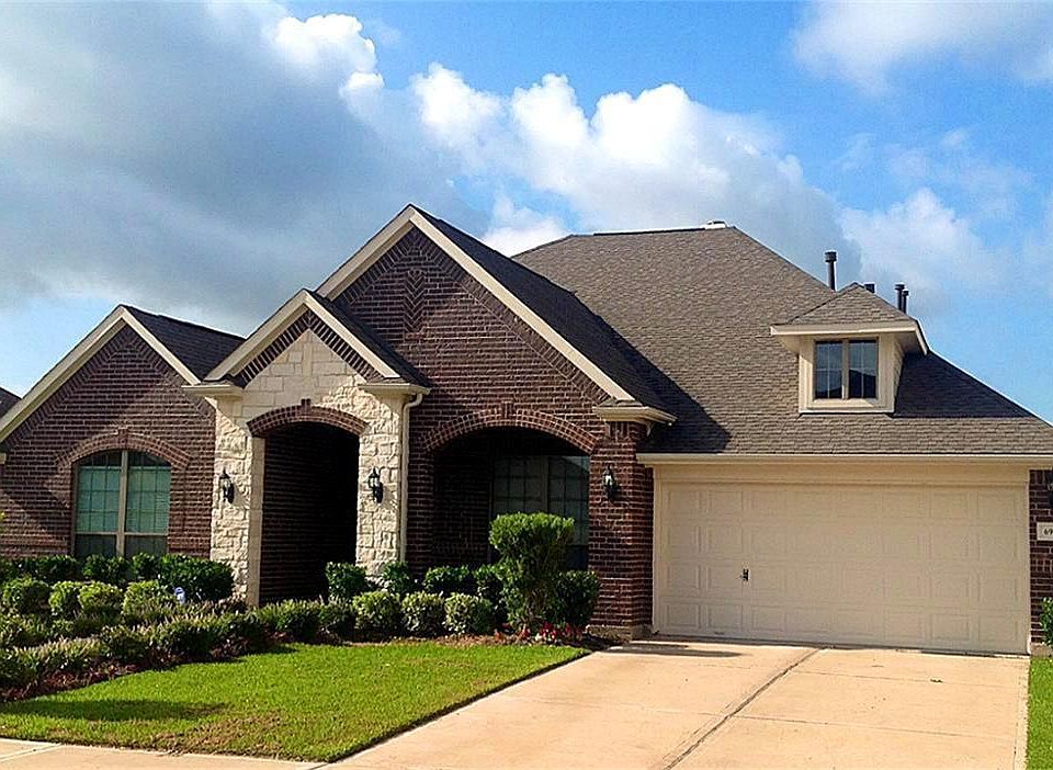 1st image of 6918 Brewster Ln