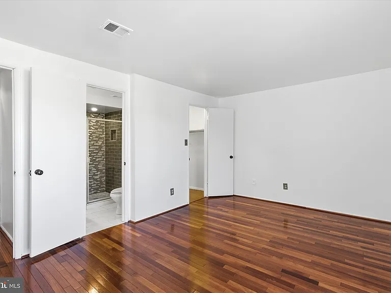 3360 Huntley Square Dr #B-1 — Photo 14