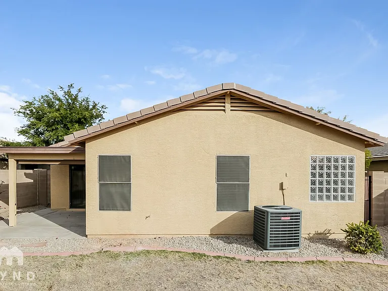 42365 W Bunker Dr — Photo 15