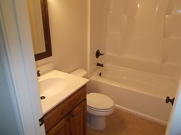 3rd image of 315 Diamondhead Dr