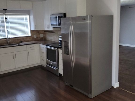 3rd image of 6918 Irvington Blvd #6918B