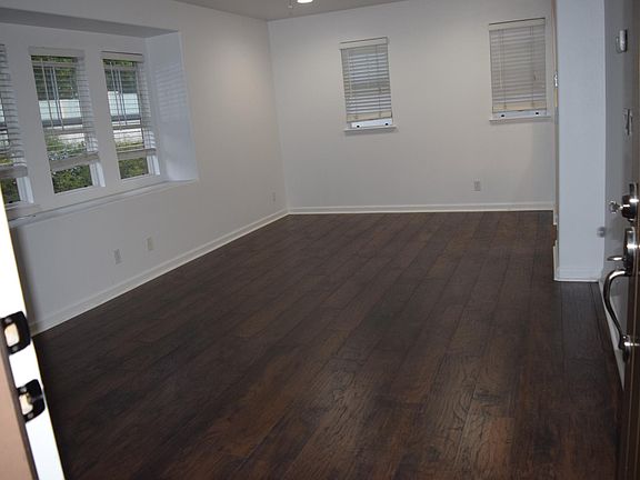 3rd image of 3659 Lago De Bracciano St #1