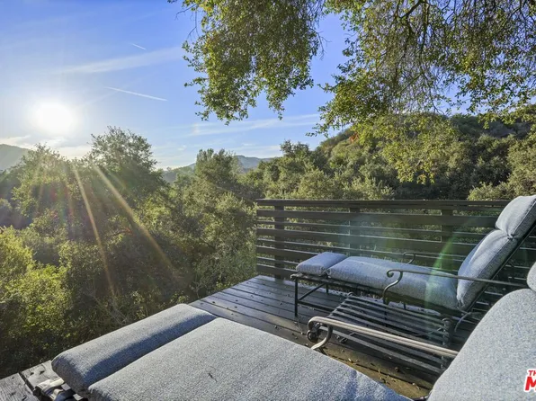 1710 Oak Dr, Topanga, CA 90290