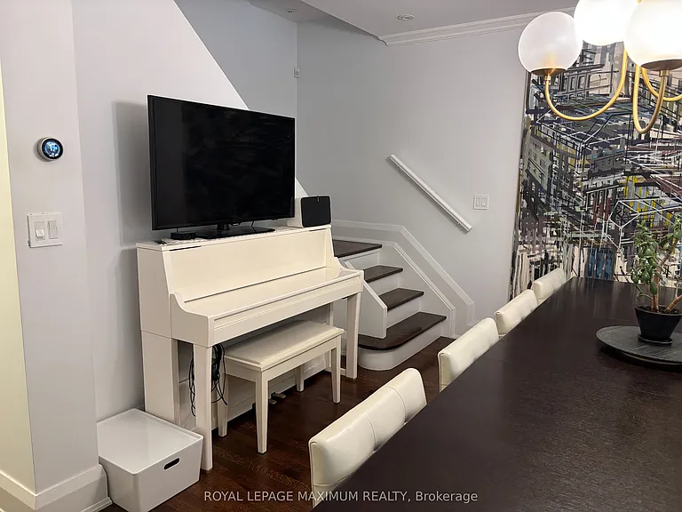 47 Vermont Ave — Photo 11