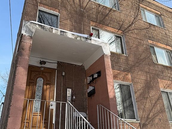 2nd image of 85 Munroe St