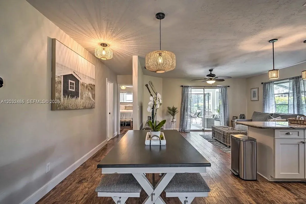 Naples Park Unit 3 — Photo 4