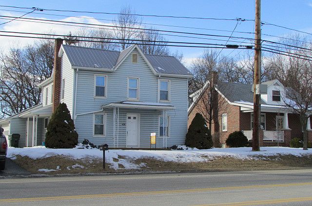1st image of 406 N Earl St