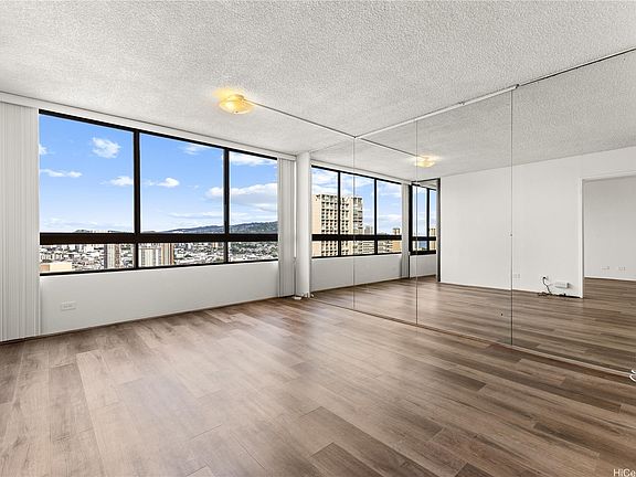 3rd image of 2499 Kapiolani Blvd APT 2604