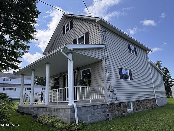 2nd image of 761 7th St