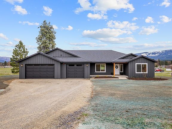 Garage space for 3 vehicles, 4 bedrooms, 2.5 bathrooms, gourmet kitchen and living space like no other.