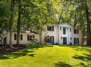 2680 Shadowbrook Dr SE, Grand Rapids, MI 49546