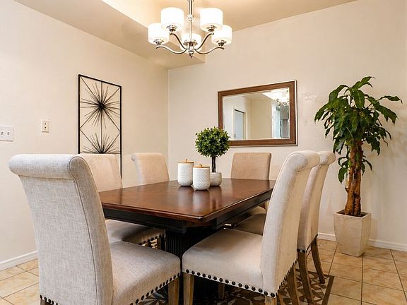 4th image of 5139 Balboa Blvd Unit 12
