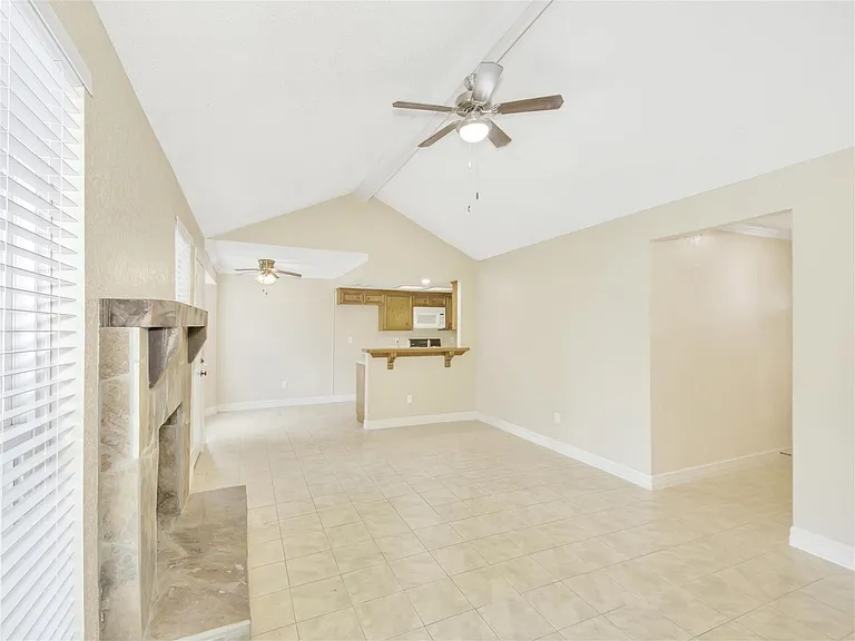 2311 Lemonwood Ln — Photo 6