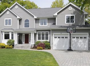 49 Waldron Ave, Glen Rock, NJ 07452