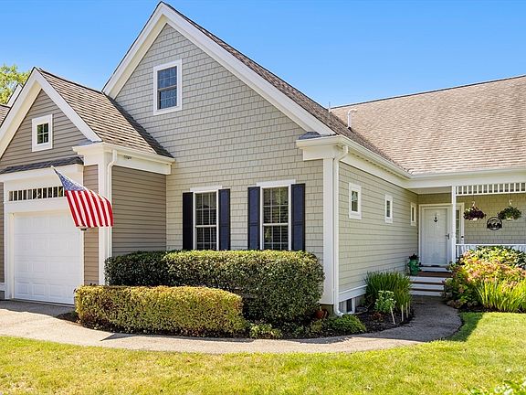 3rd image of 6 Amberwood Ct #216