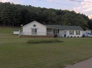 130D Rr 3, Leon, WV 25123