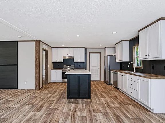 4th image of 6199 Smith Rd