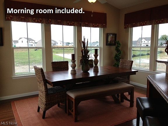 4th image of 242 S/l N Ashwood Ln