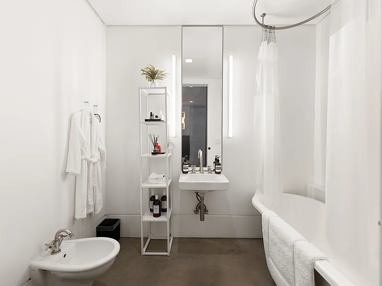126 E 62nd St #2 — Photo 15
