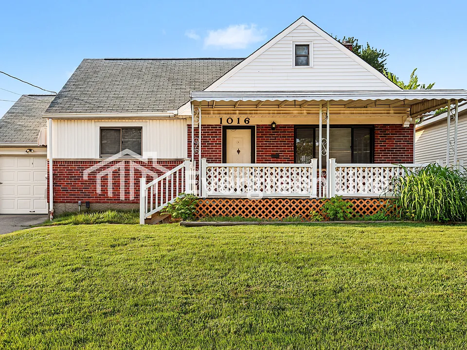 1016 Hempstead Dr