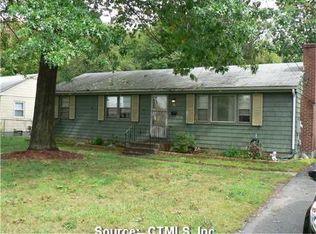 14 Clover St, Windsor, CT 06095