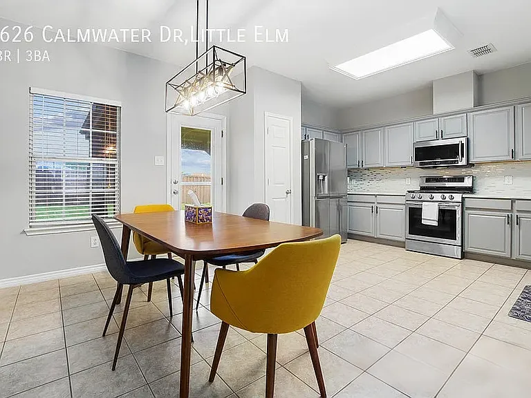 2626 Calmwater Dr — Photo 20