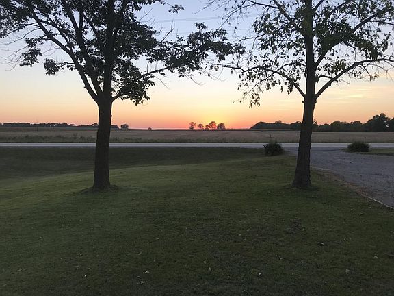 4th image of 784 County Road 500e