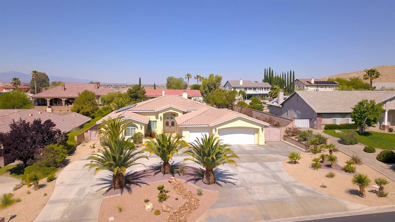 16248 Ridge View Dr, Apple Valley, CA 92307 Zillow