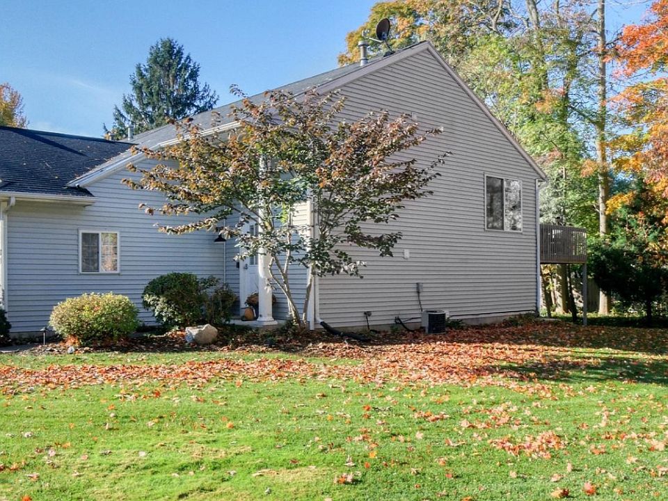 81 Douglas Cv, Douglas, MI 49408 MLS 22039311 Zillow