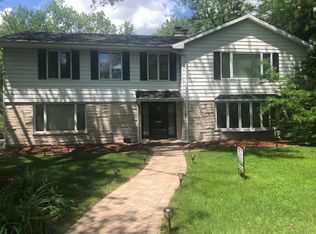 2049 Collett Ln, Flossmoor, IL 60422