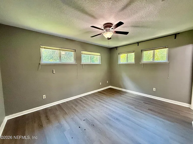 5414 Dowagiac Dr — Photo 14