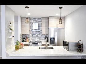 1175 Harrington Pl NE