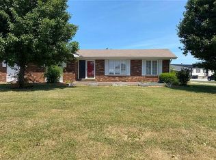 808 Pebblebrook Dr, Lebanon, KY 40033