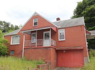 414 Spewock Ln, Latrobe, PA 15650