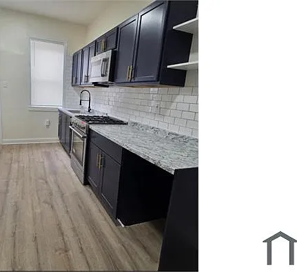 3553 Stouton St — Photo 3