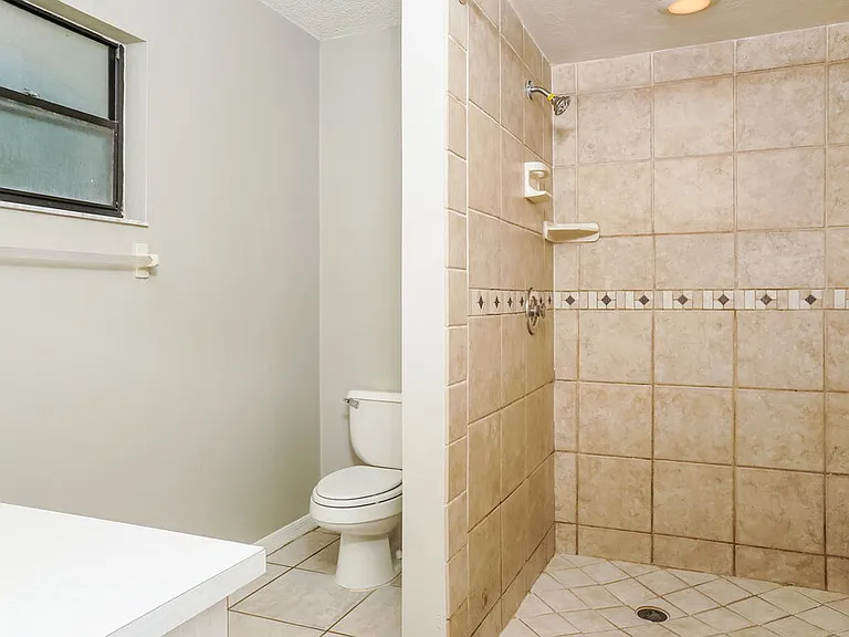 4913 Ithaca Ln — Photo 10