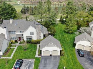 405 Chandlee Dr, Berwyn, PA 19312