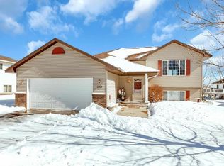1264 Stone Ridge Rd, Sauk Rapids, MN 56379
