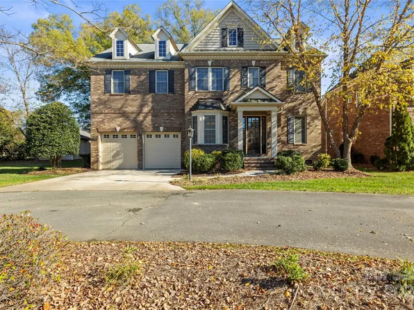 3003 Springs Farm Ln, Charlotte, NC 28226