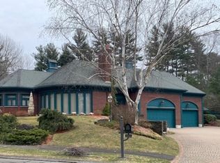 1 Snowcrest Run, North Reading, MA 01864