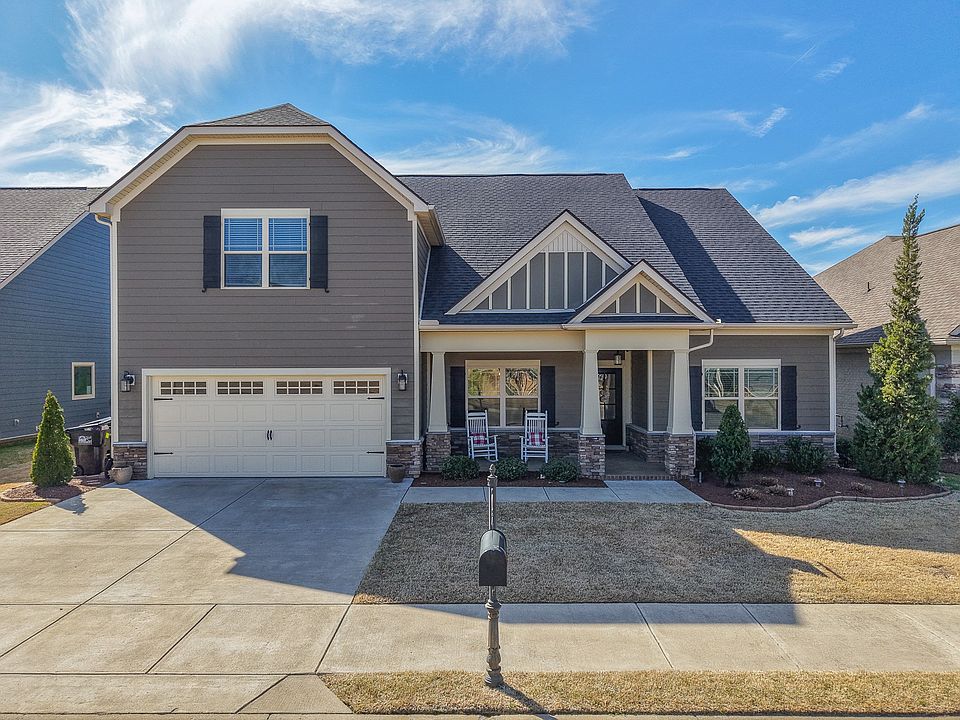 1st image of 1011 Licinius Ln