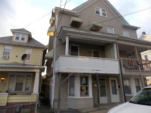 618 Seybert St, Hazleton, PA 18201